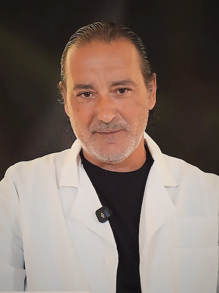 Dr. Ángel Vidal